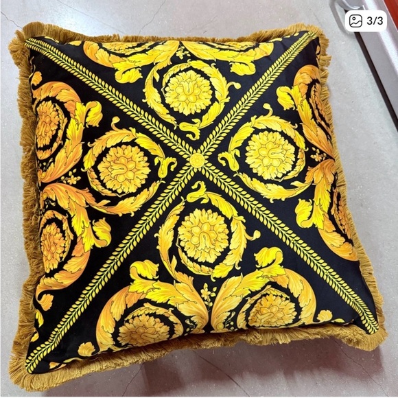 Versace Cushion - Picture 2 of 2